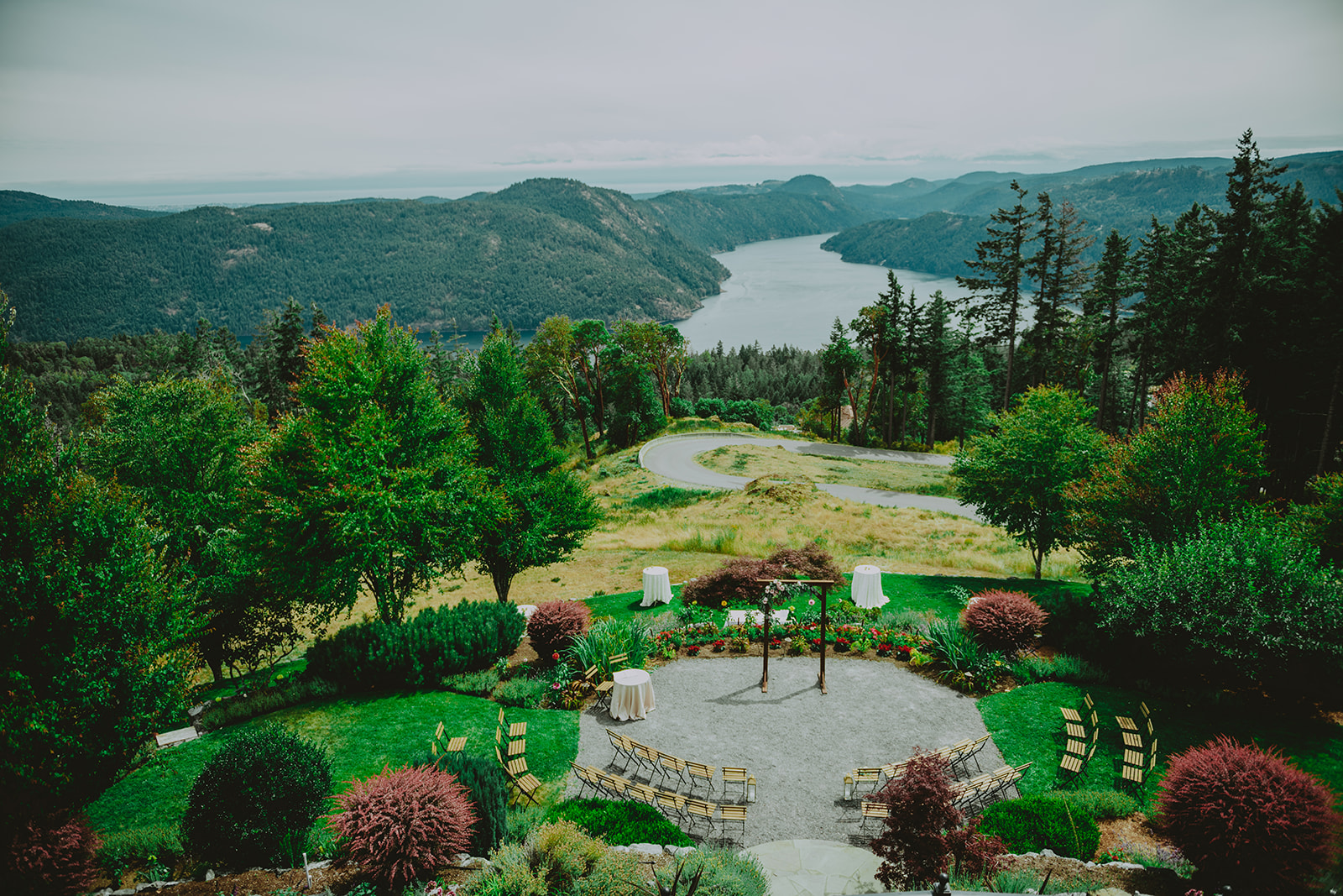 Vancouver Island wedding photography at Villa Eyrie wedding venue