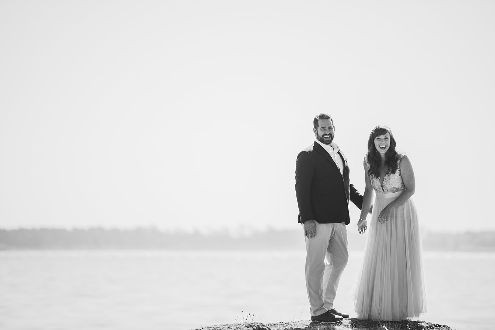 black and white wedding photo, wedding photography in Victoria BC, elopement photographer